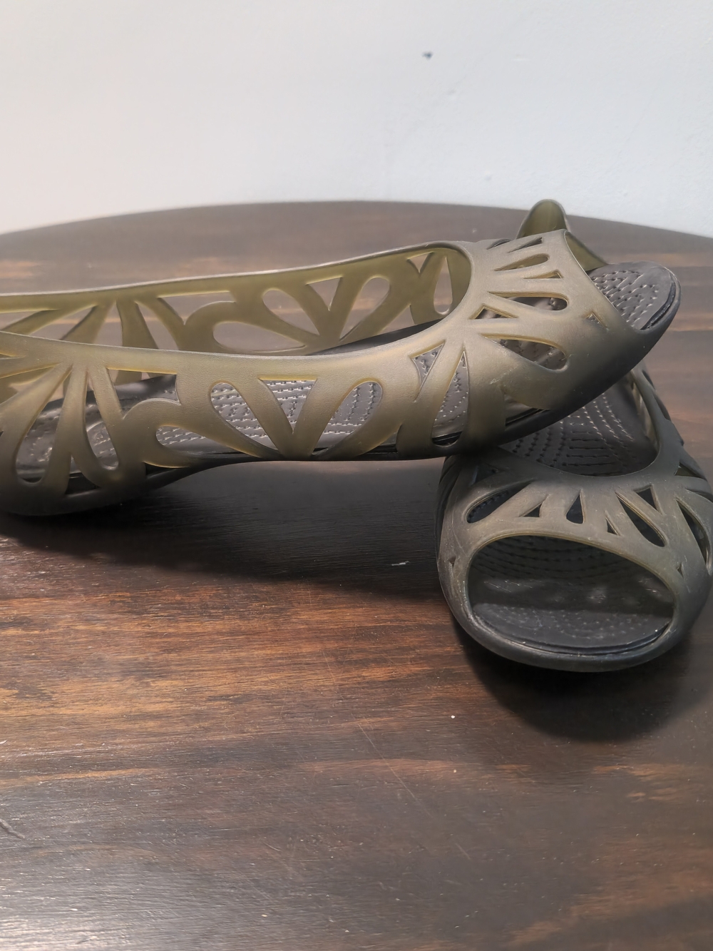 Crocs Adrina III Flats Olive Green Peep Toe Jelly Cut out Slip On Shoes W 10